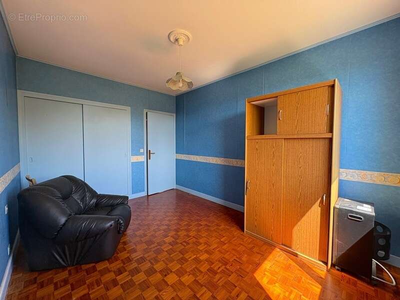 Maison 5 pièces 110m2 avec dépendance sur un hectare de terrain - photo 13