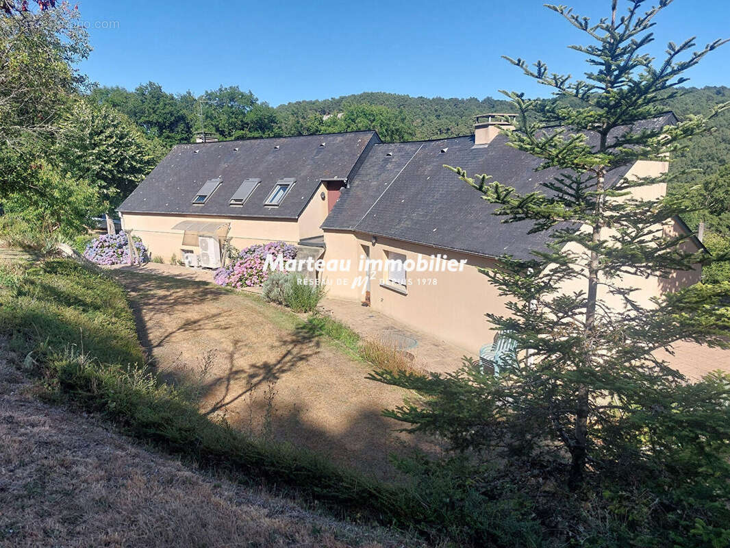 Maison à SAINT-LEONARD-DES-BOIS