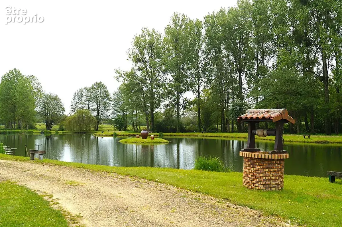 Étang de pêche empoissonné sur 2,2 hectares - photo 6