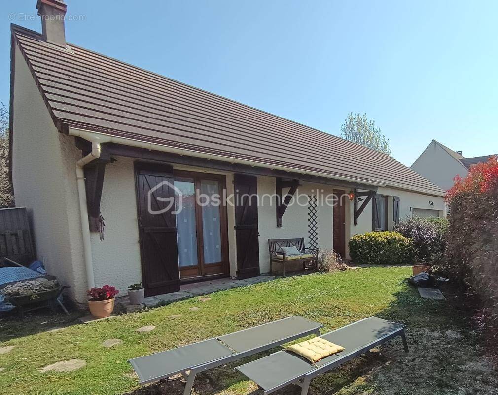 Maison à SAINTRY-SUR-SEINE