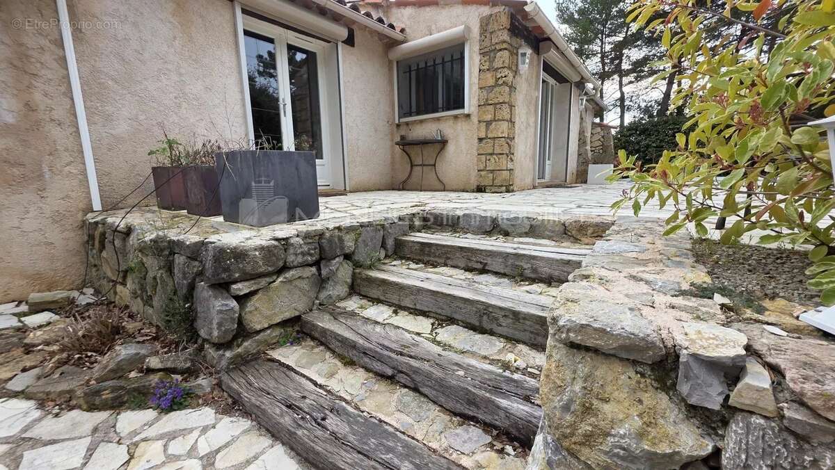 Villa dans domaine saint pierre de tourtour - photo 32
