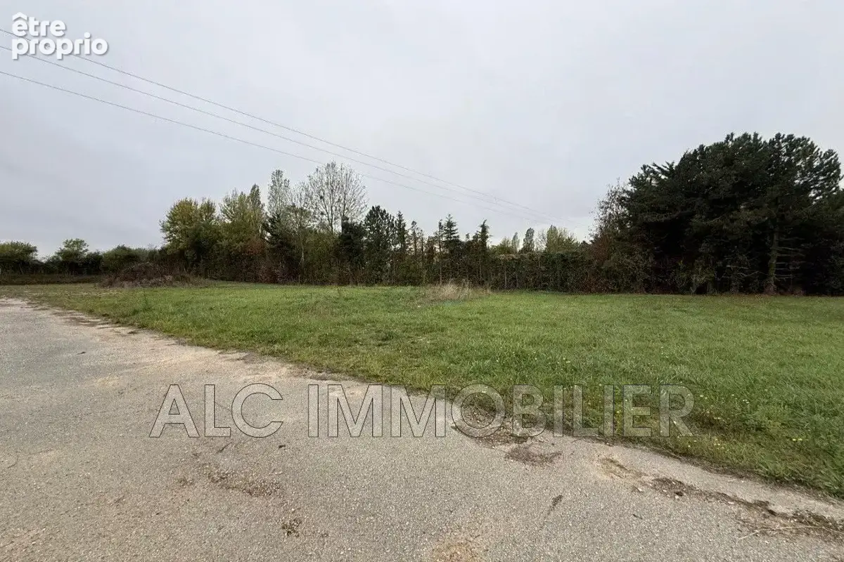 Terrain 10 512 m² à vendre à Le Merlerault (61240) - photo 3