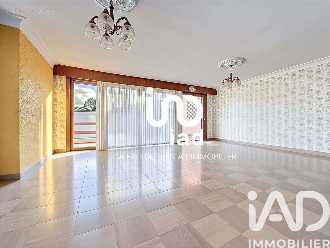 Photo 3 - Maison à SAINT-ETIENNE-AU-MONT