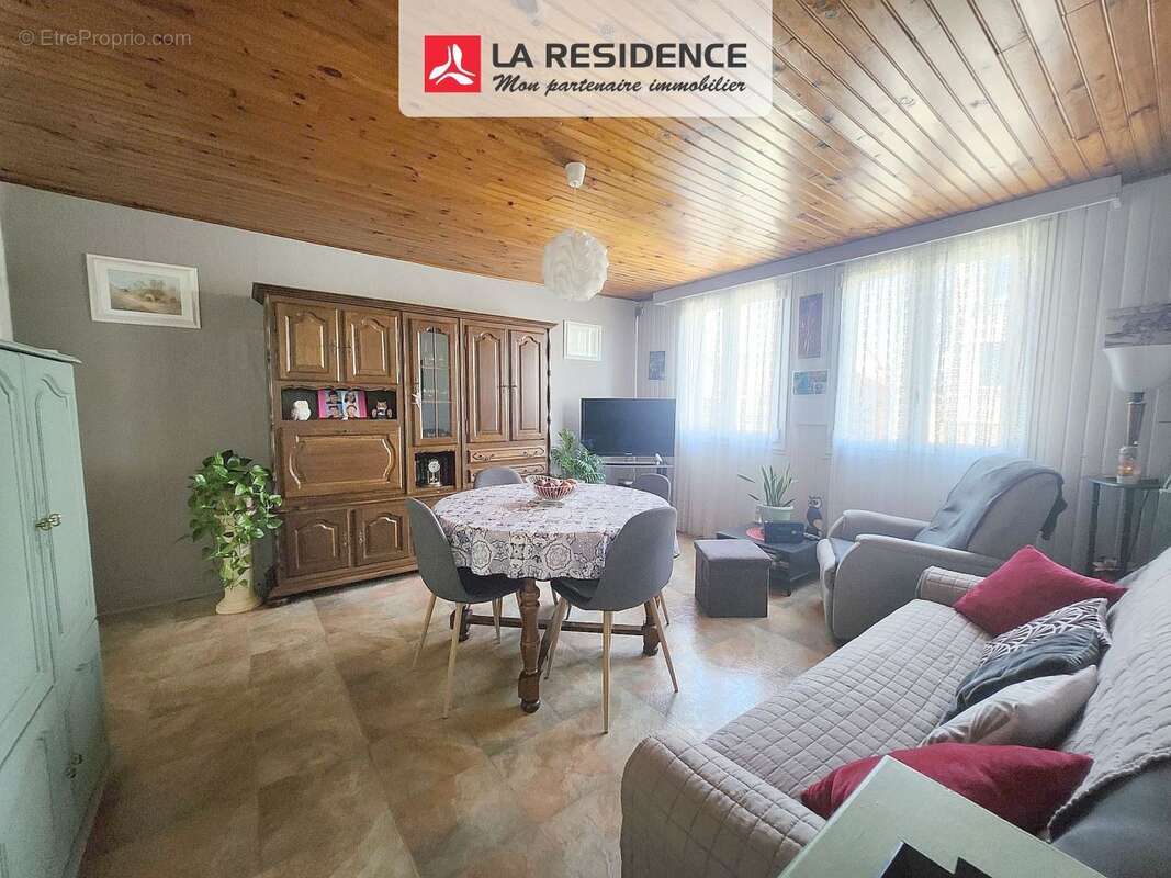 Maison 64 m² à Franconville  - photo 2