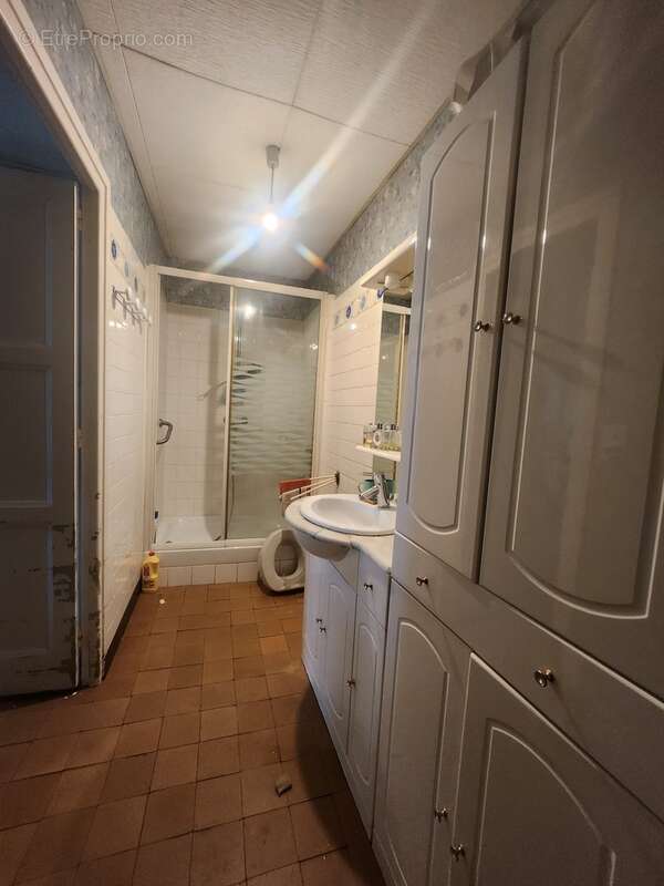 Appartement à SAINT-LEONARD-DE-NOBLAT