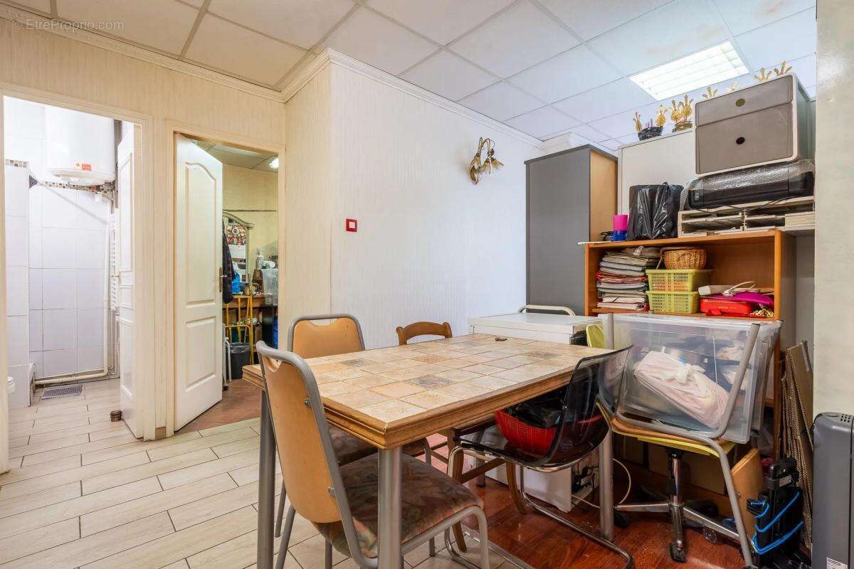 Appartement à PARIS-10E