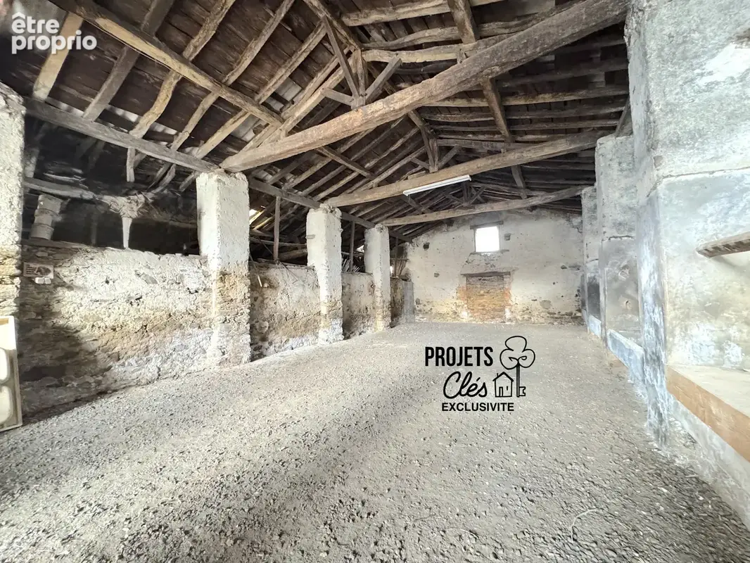 Grange à rénover de 150m2 — Beau potentiel pour 1 ou 2 logements - photo 4