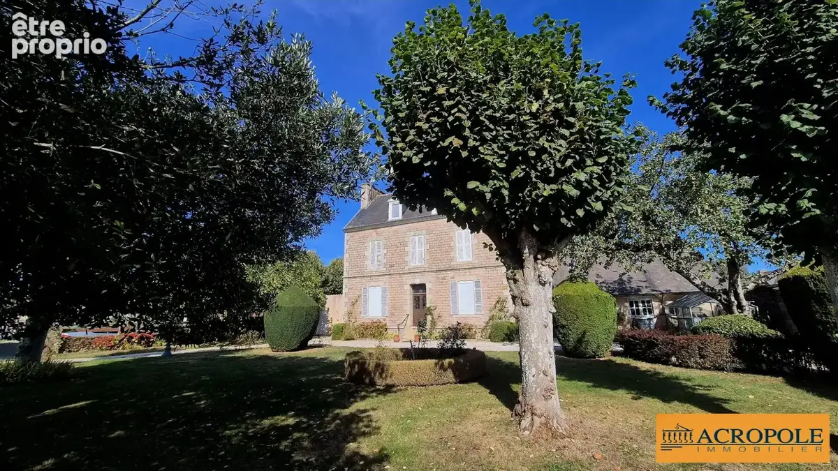 Maison à PLOUEZEC