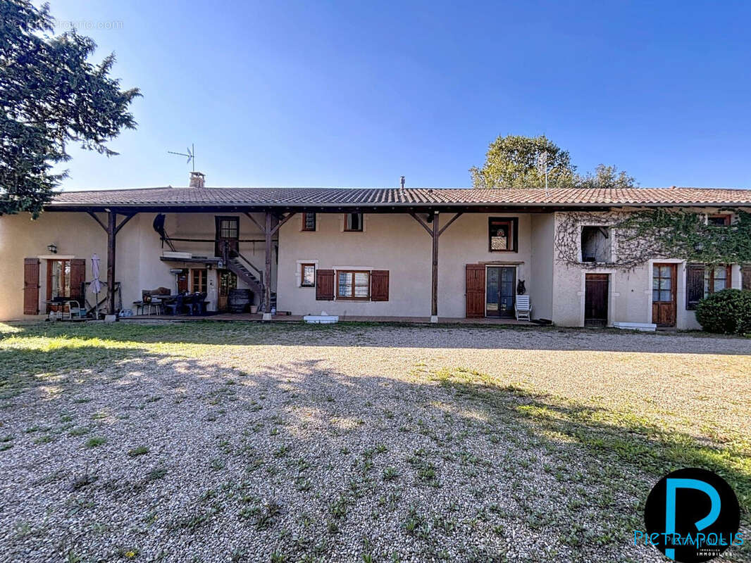 Maison à CHATILLON-SUR-CHALARONNE