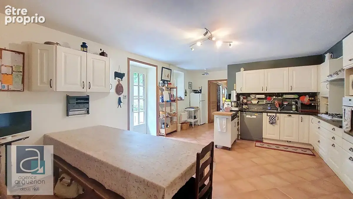 SOUS OFFRE -Entre Dinan et la côte - belle propriété à Corseul  sur 1+ hectares - photo 6