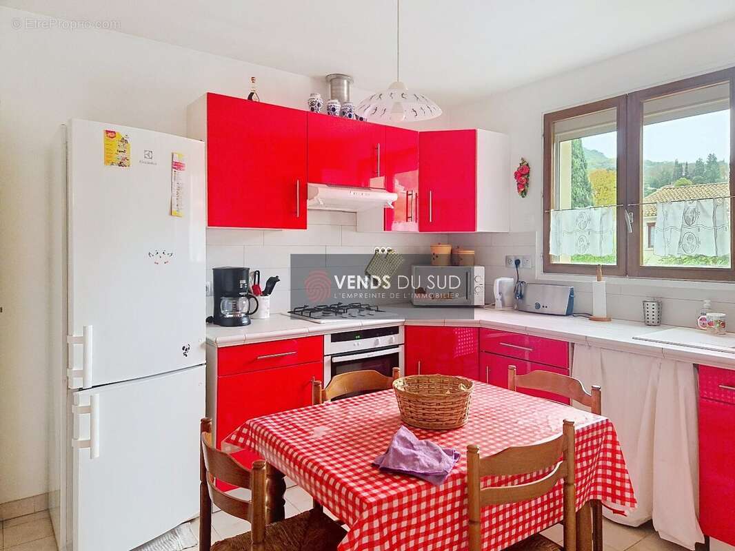 Maison à LAMALOU-LES-BAINS