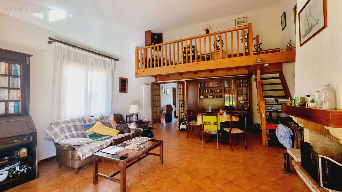 Maison à SAINT-RAPHAEL