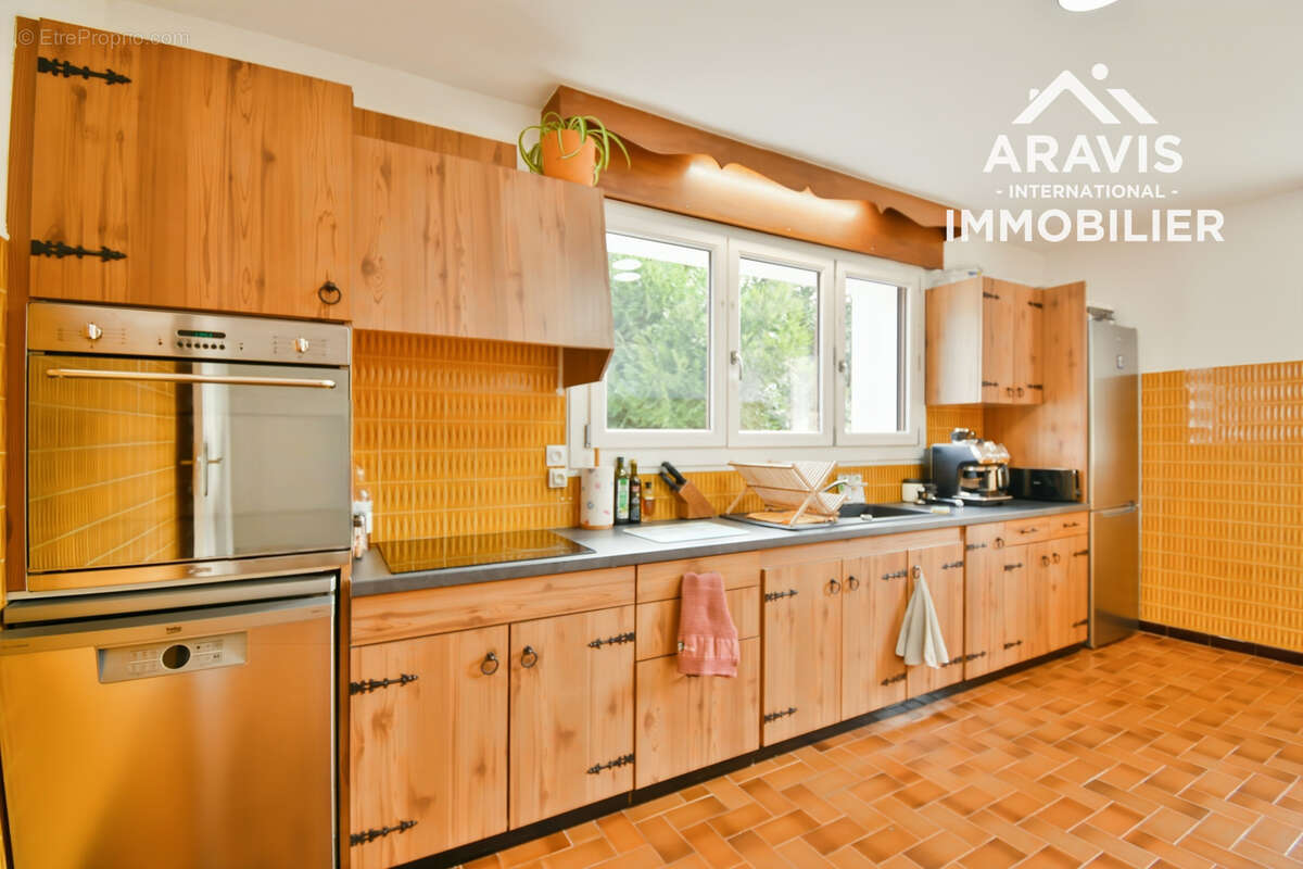 Appartement à SERRAVAL