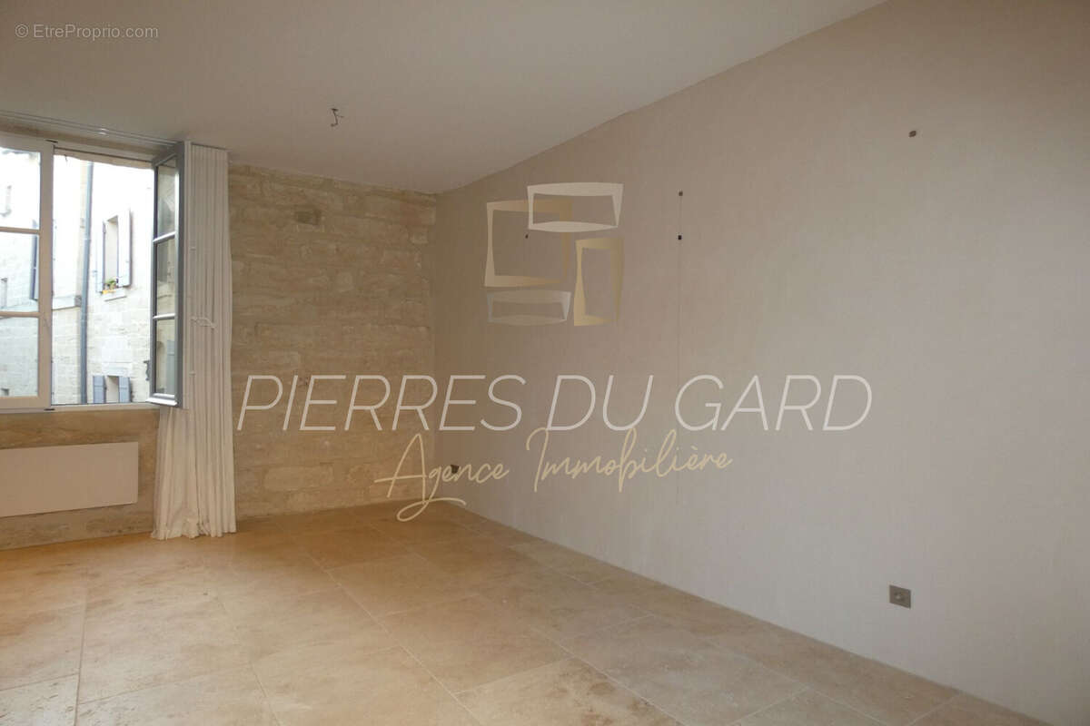 Appartement à UZES