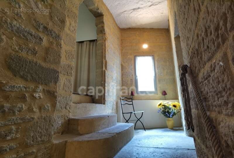 Dpt Gard (30), à vendre UZES propriete P14 de 548 m² - Terrain de 830,00 m² - photo 19