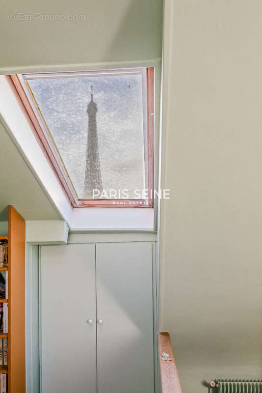 Appartement à PARIS-7E