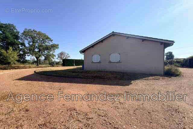 Maison 70 m² à Baugy  - photo 5