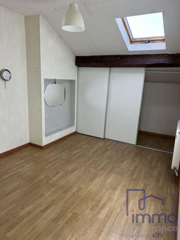 Appartement à LA RICAMARIE