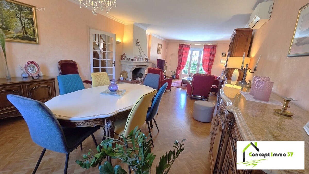 Maison à LA VILLE-AUX-DAMES