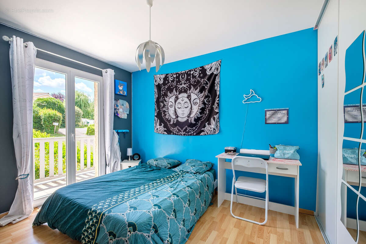 Maison à FLEURIEUX-SUR-L&#039;ARBRESLE