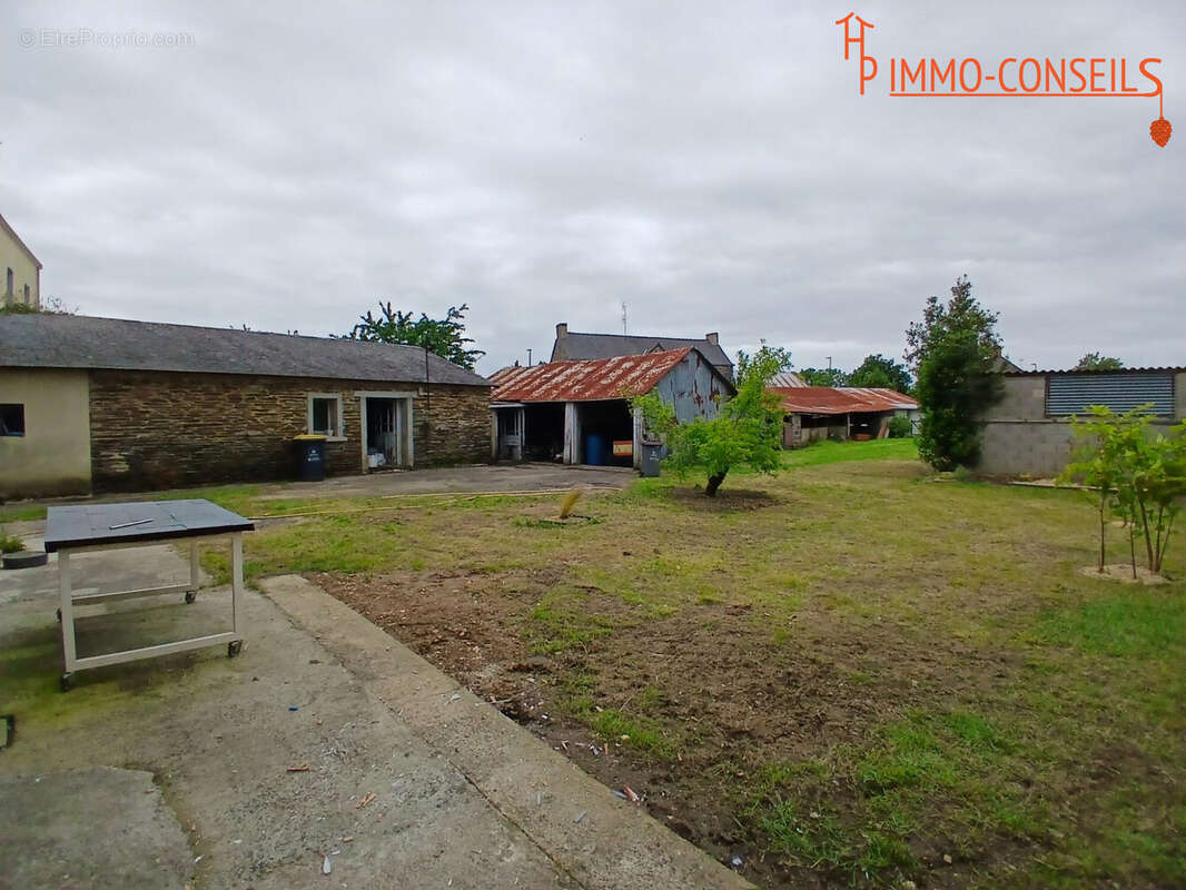 Autre à SAINTE-ANNE-SUR-VILAINE