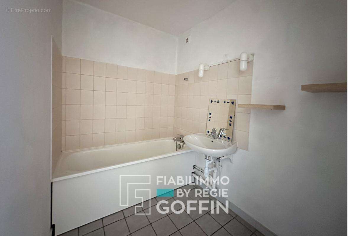 Appartement à LYON-8E