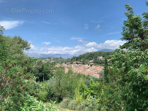 Terrain à VALBONNE