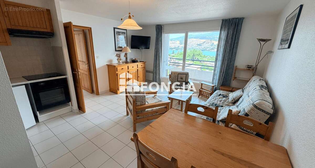 Savines le lac - t3 avec terrasse et 2 caves - photo 3