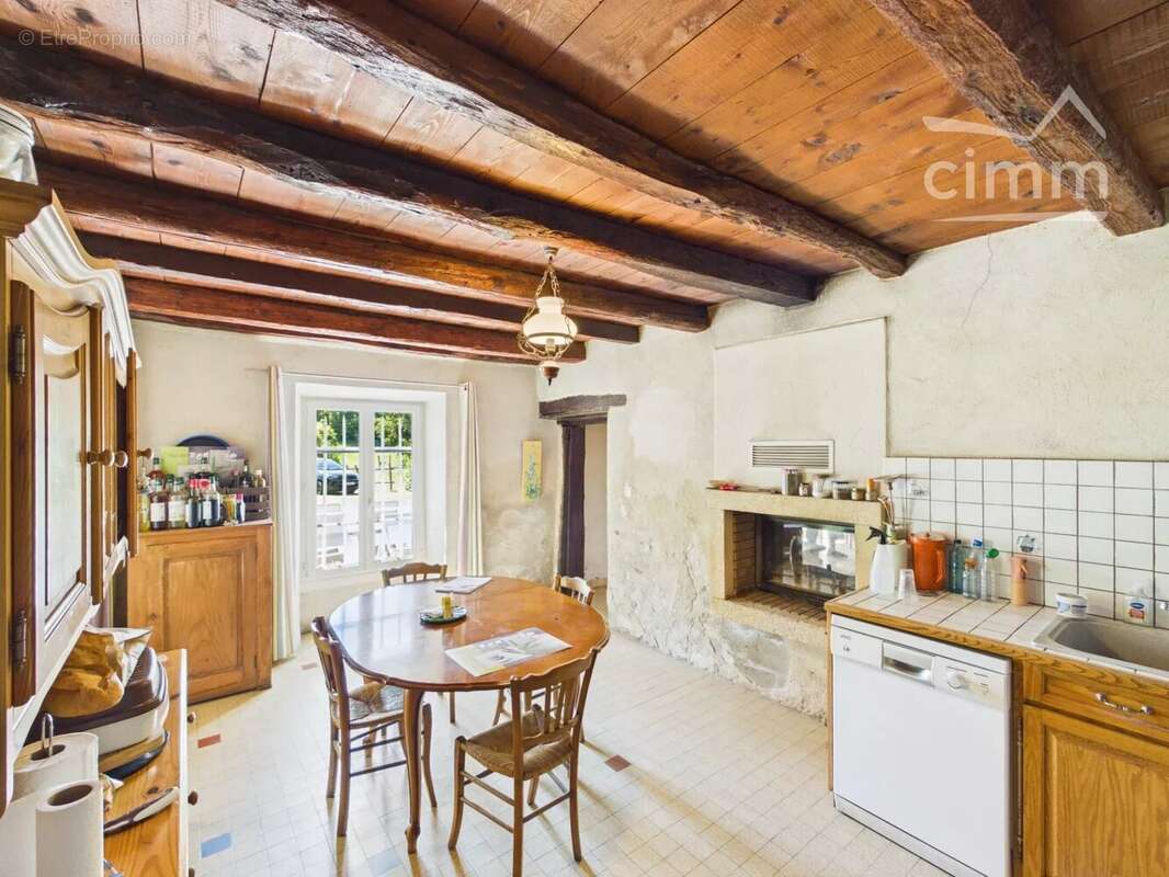 Maison de 127 m² à Chirens - photo 4