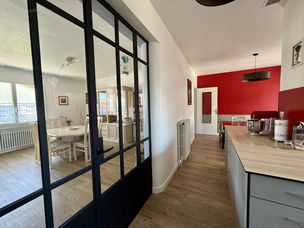 Maison de 205m2 avec jardin à Guilherand-Granges - photo 10