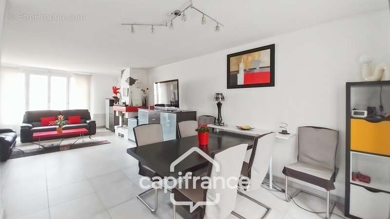 Maison à LE PLESSIS-TREVISE