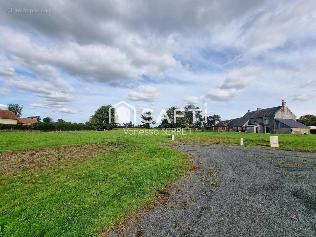 Photo 1 - Terrain à CAHAGNES