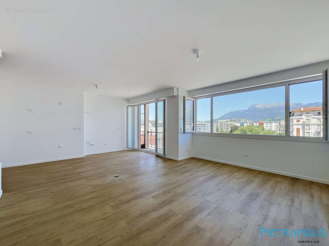 Appartement 78 m² à Annecy  - photo 5