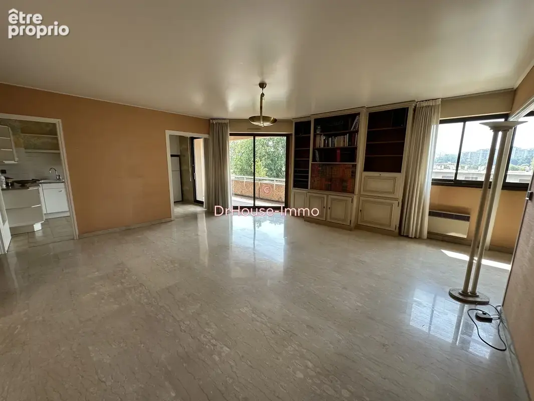 Appartement 4 pièces 102 m² à vendre à Grenoble (38100) - photo 2