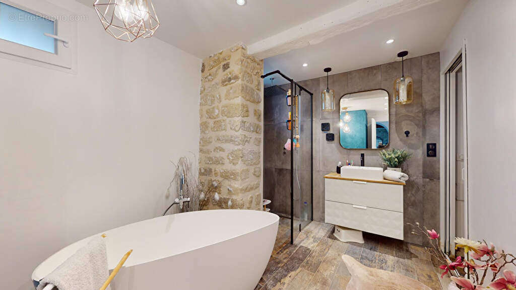 Maison à MEZY-SUR-SEINE