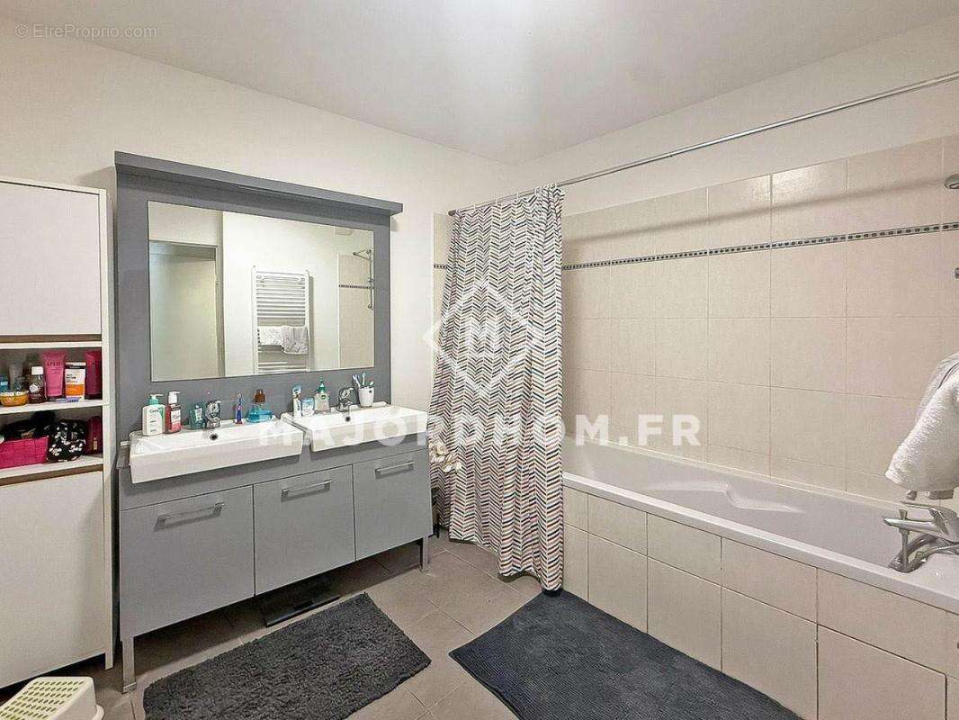 Appartement à MARSEILLE-10E