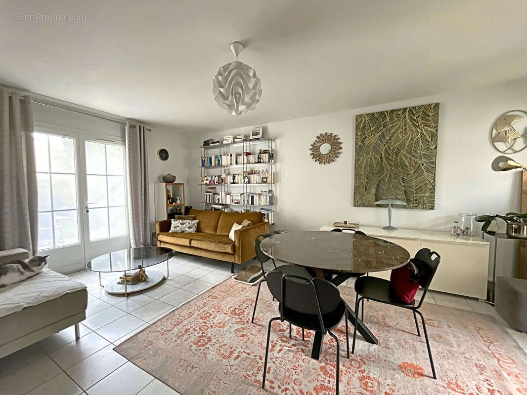 Maison à VAUX-SUR-MER