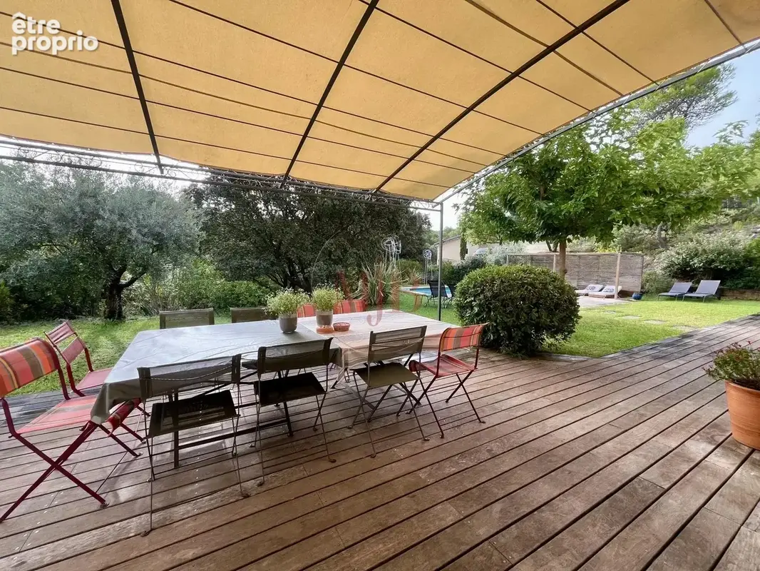 Maison 201 m² à Peyrolles-En-Provence  - photo 6