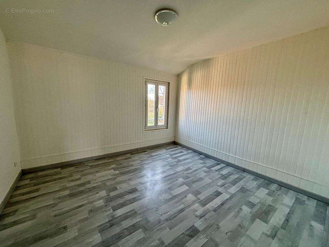 Appartement à SERMOISE-SUR-LOIRE