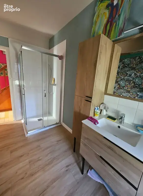 Maison familiale au bord du Canal de Berry, à St Amand Montrond. - photo 5