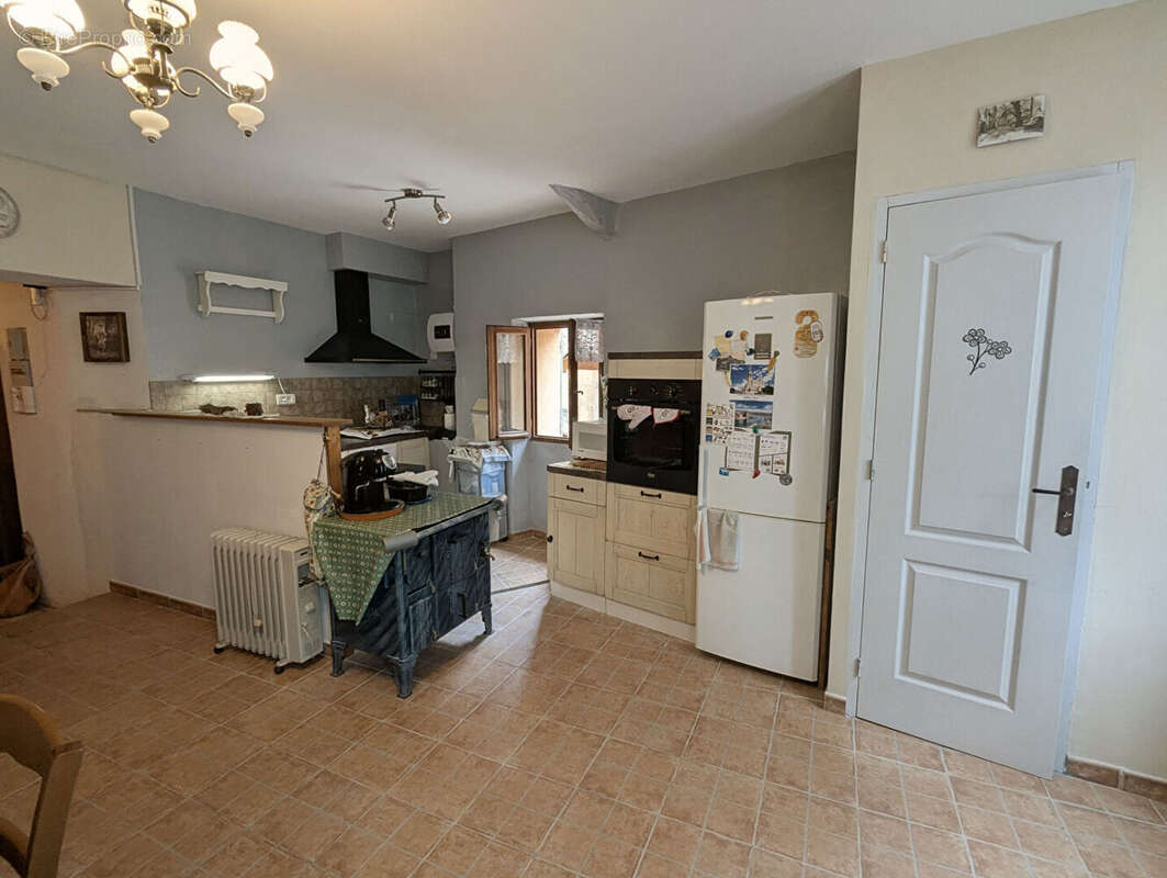 Appartement à AUPS