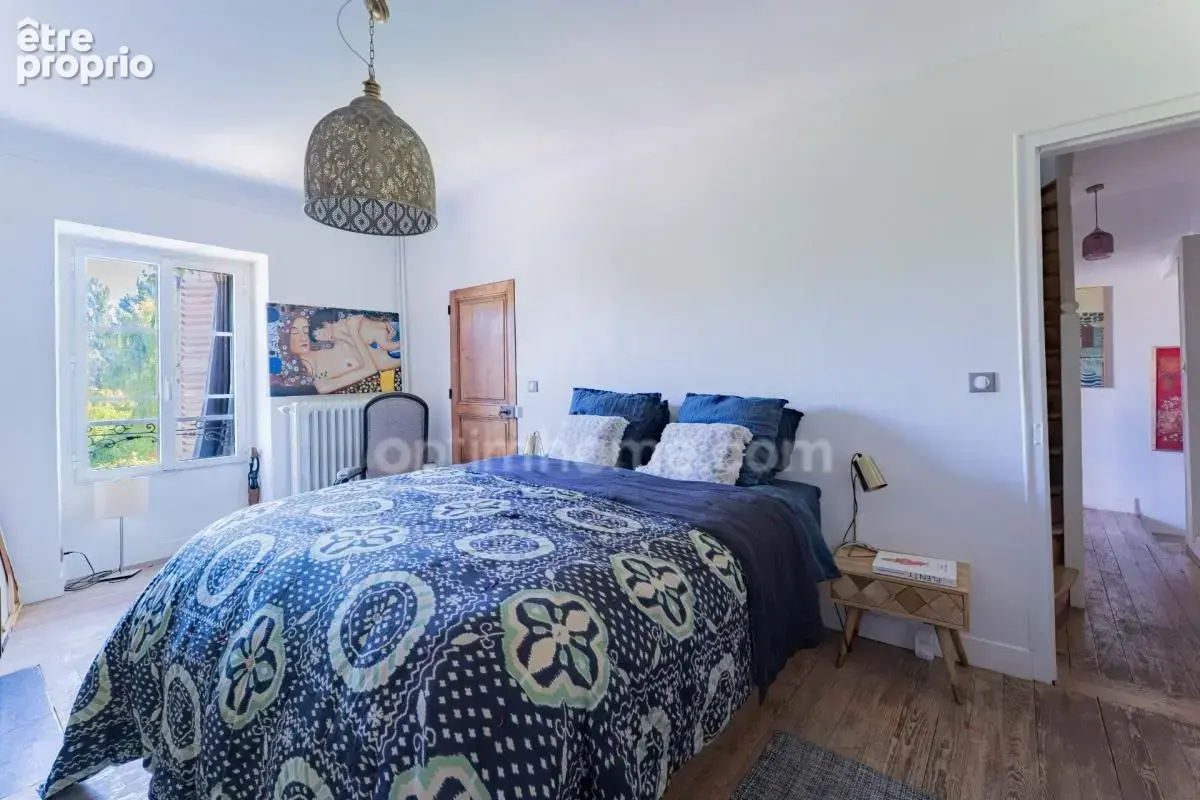 AUVERS-SUR-OISE, VAL D’OISE (95) : Maison de charme - 104 m² habitables (129 m² au sol) – 5 pièces principales - fraîche cave tr - photo 8