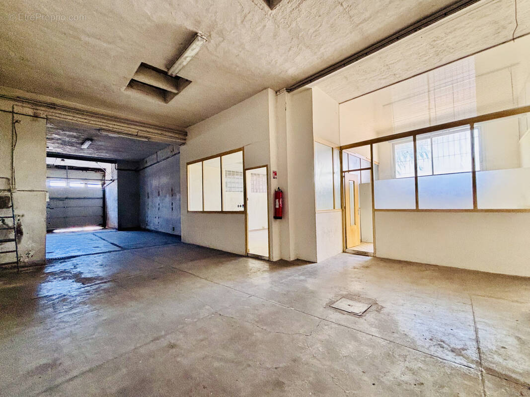 Appartement à MARSEILLE-9E