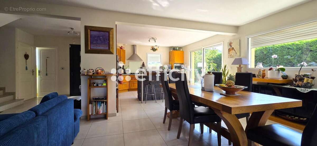 Maison 179 m² à Gresy-Sur-Aix  - photo 9