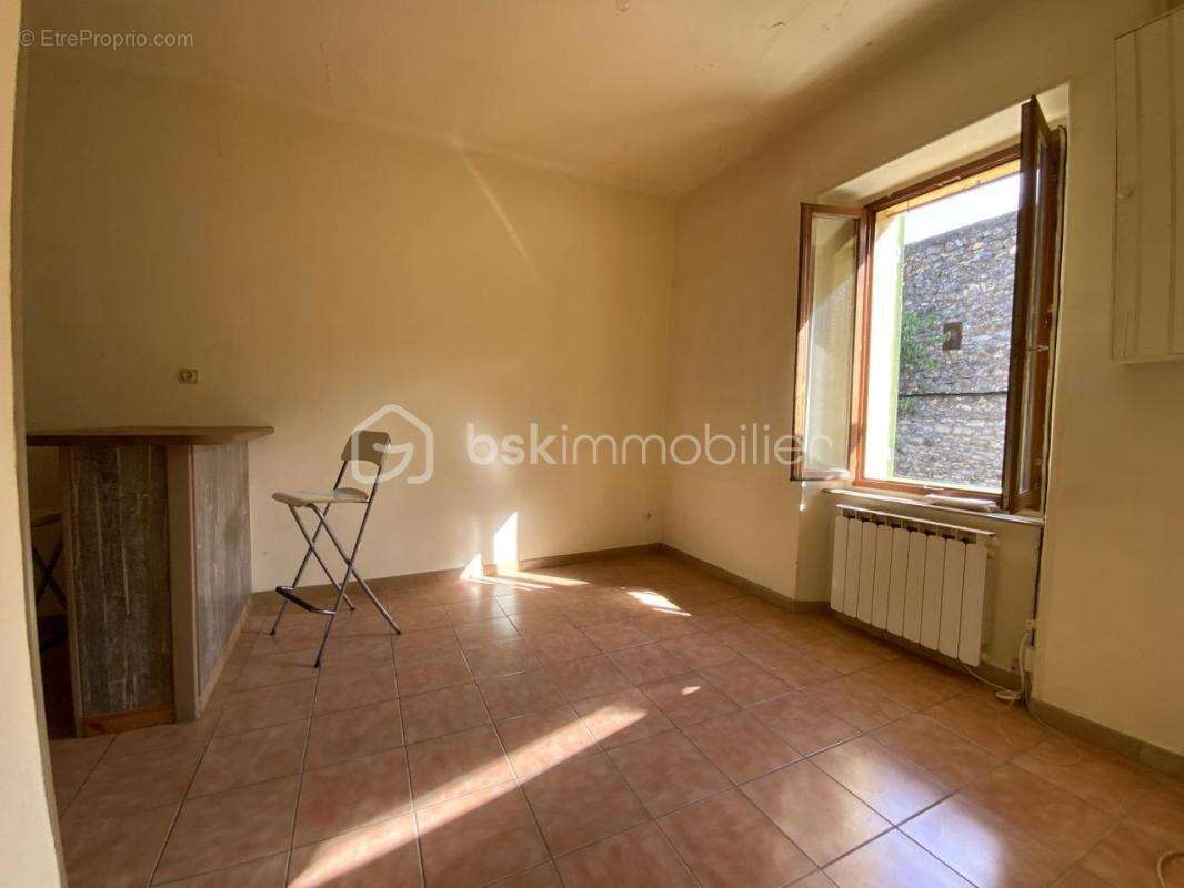 Maison à RIBAUTE-LES-TAVERNES