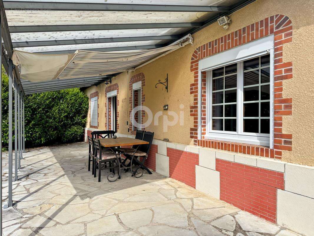 Maison à LE TILLEUL-OTHON