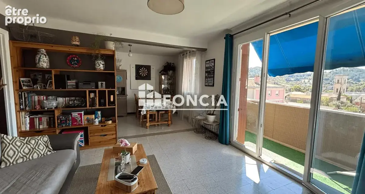 Digne, appartement de type 4 avec balcon, cave et garare - photo 3