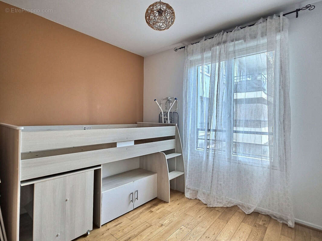 Appartement à VIGNEUX-SUR-SEINE