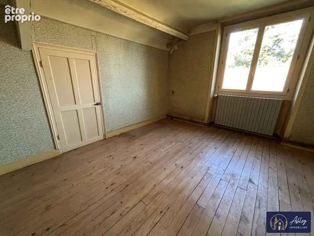 Maison 6 pièces à Beaulieu (Cantal) 