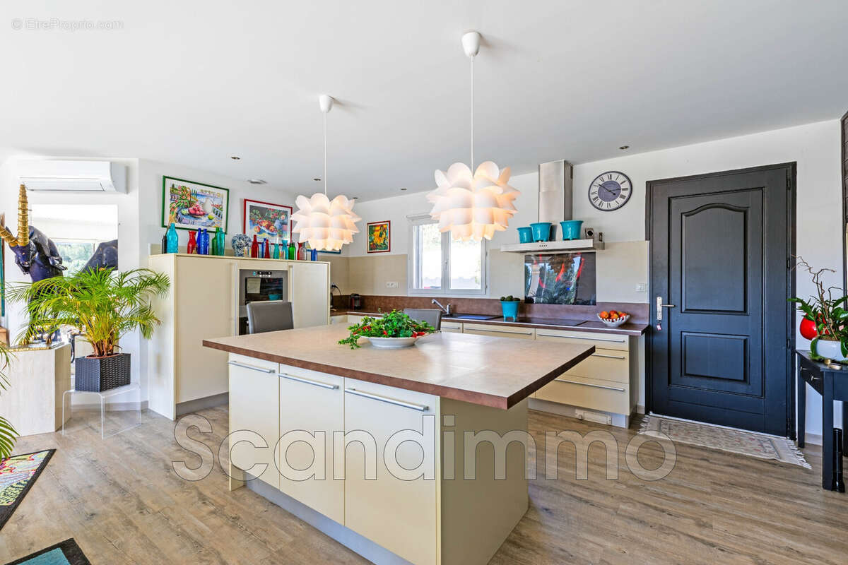 Maison à DRAGUIGNAN